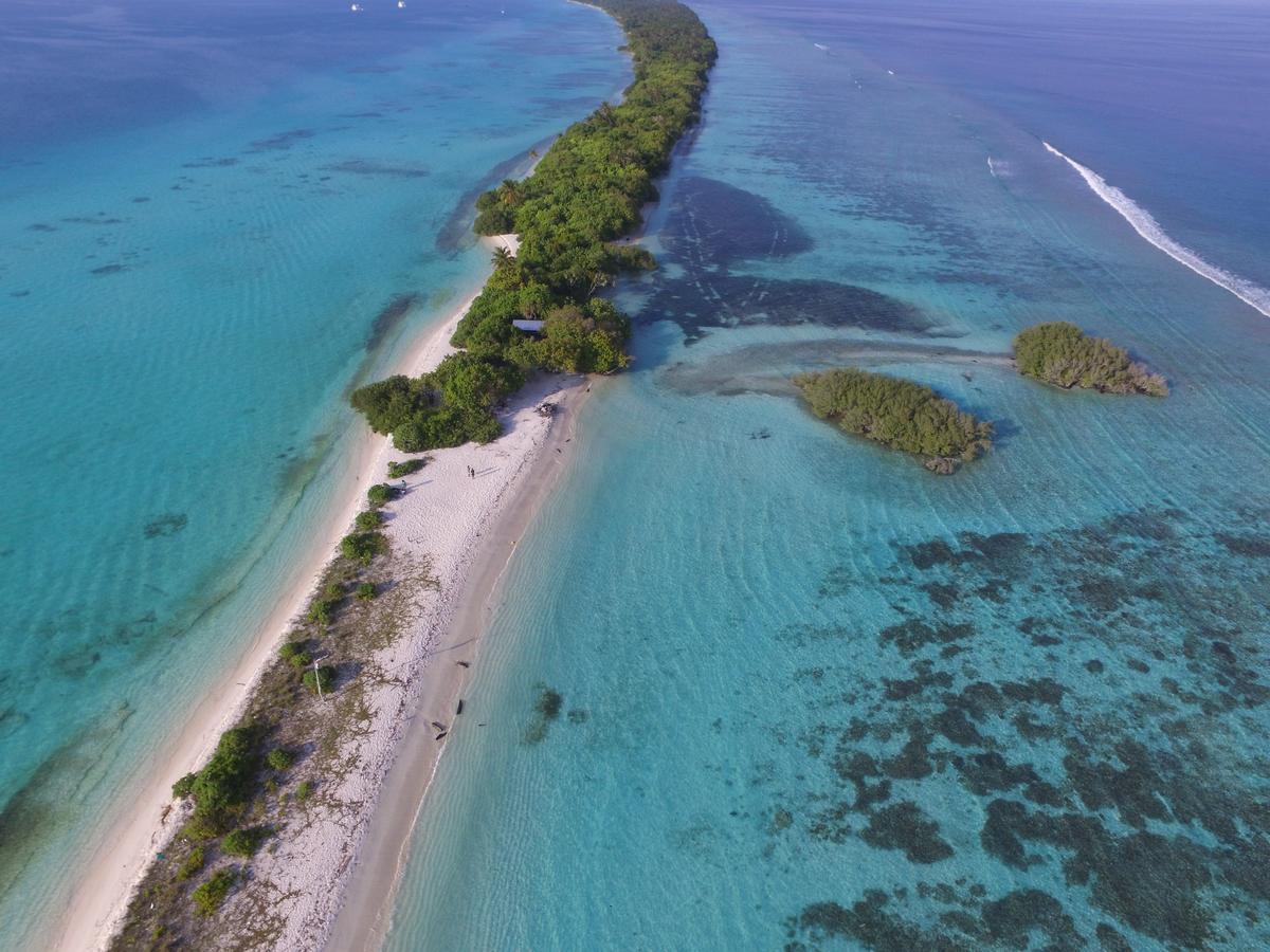 White Sand Dhigurah Дигура Экстерьер фото